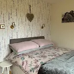 Sunset View One Bedroom Luxury In An Idyllic Setting شقة