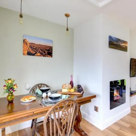 Sunset View One Bedroom Luxury In An Idyllic Setting