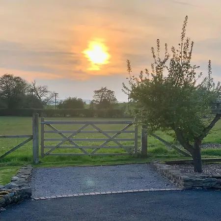 Sunset View One Bedroom Luxury In An Idyllic Setting Ingleton (North Yorkshire)